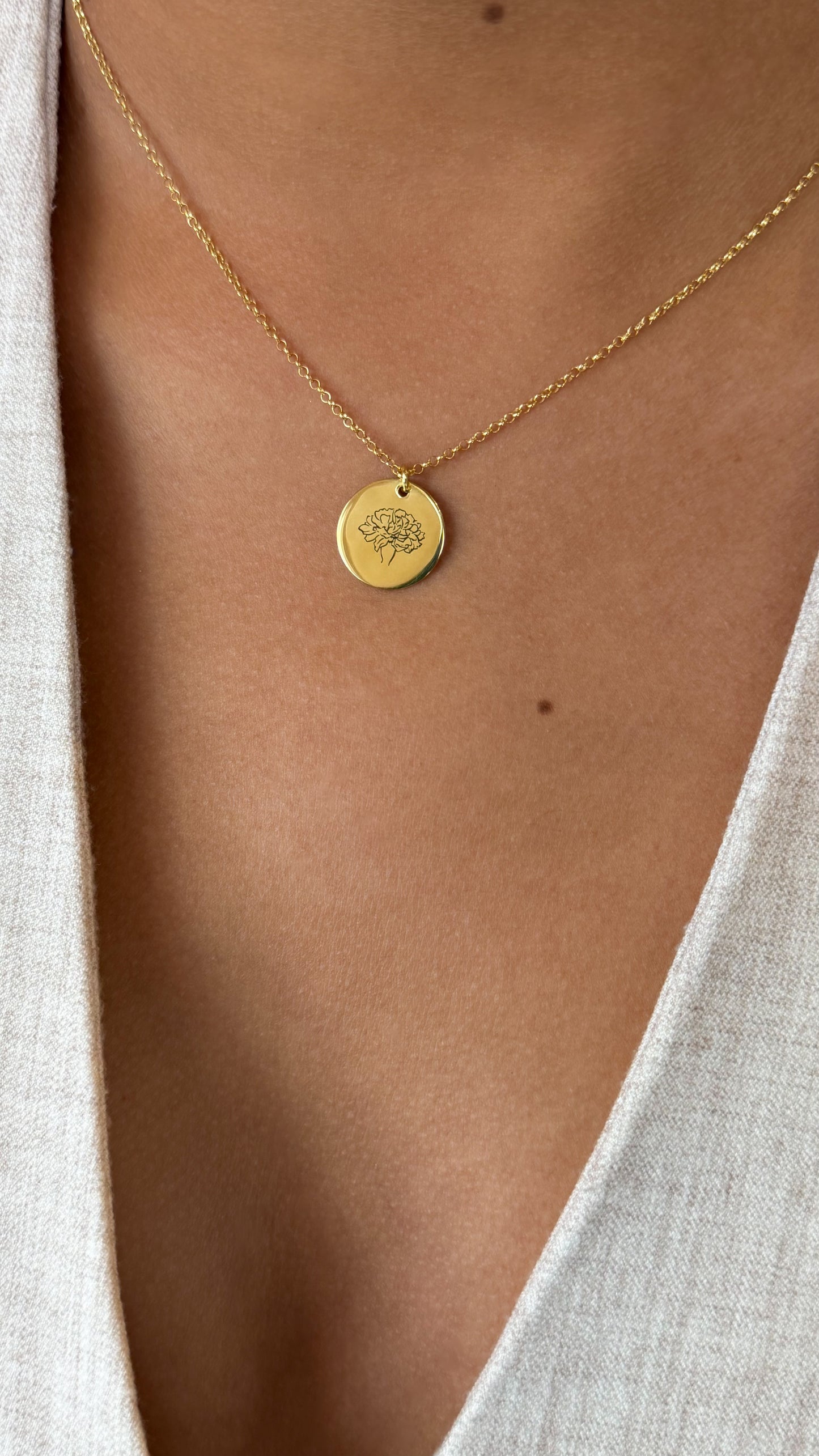 January Birth Month Flower Necklace - Carnation