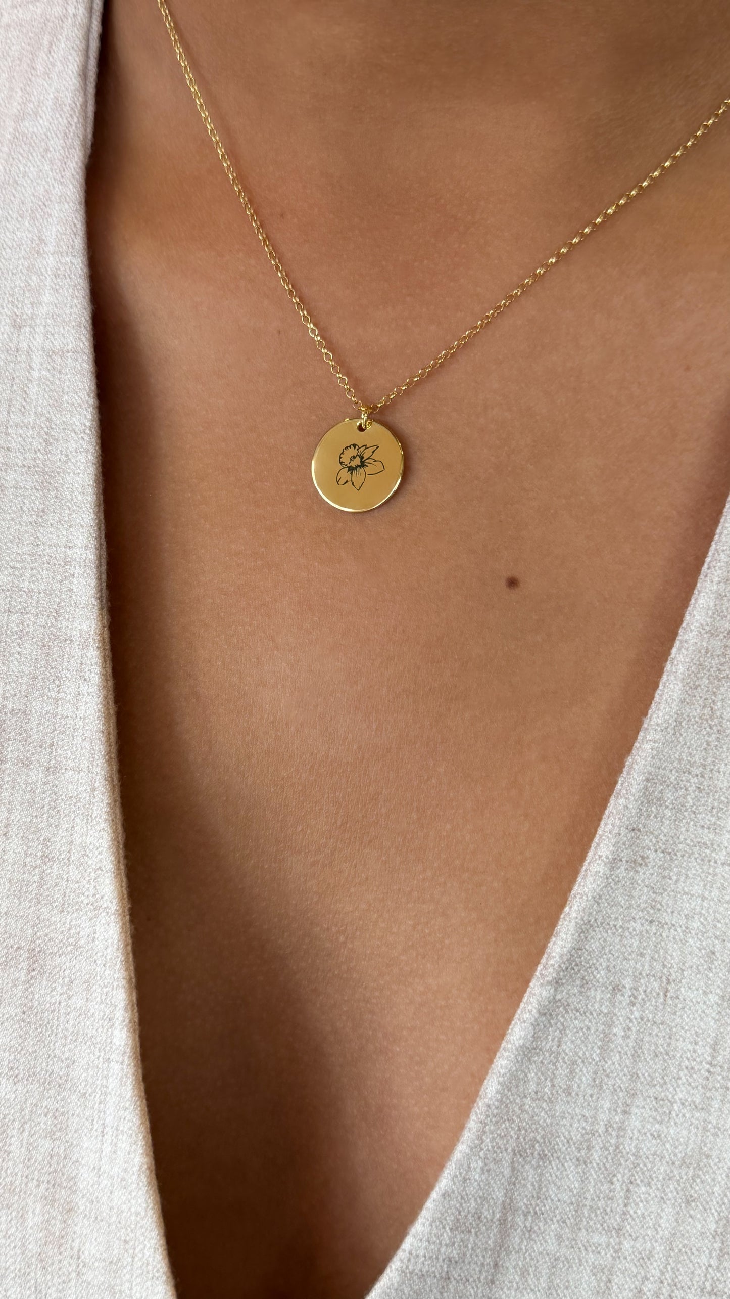 March Birth Month Flower Necklace - Daffodil