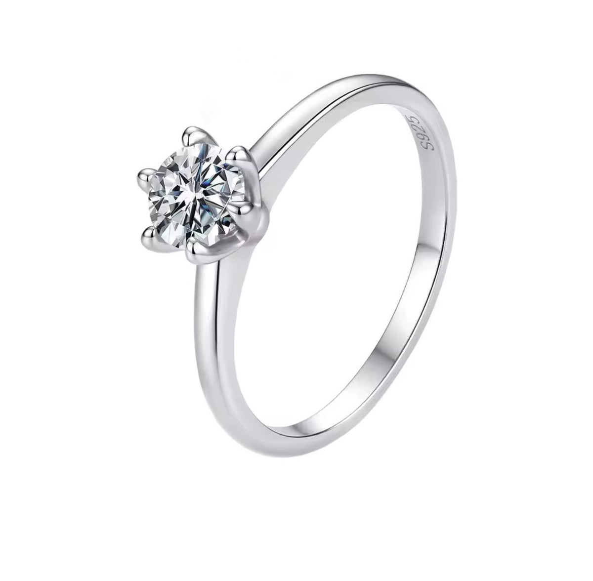 Arra 0.5ct Moissanite Ring