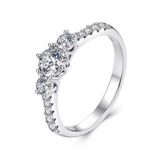 Nikola Moissanite Ring