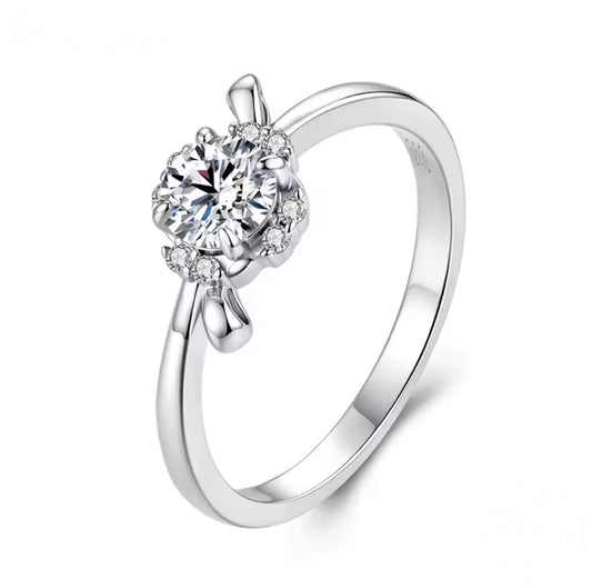 Tilda Moissanite Ring