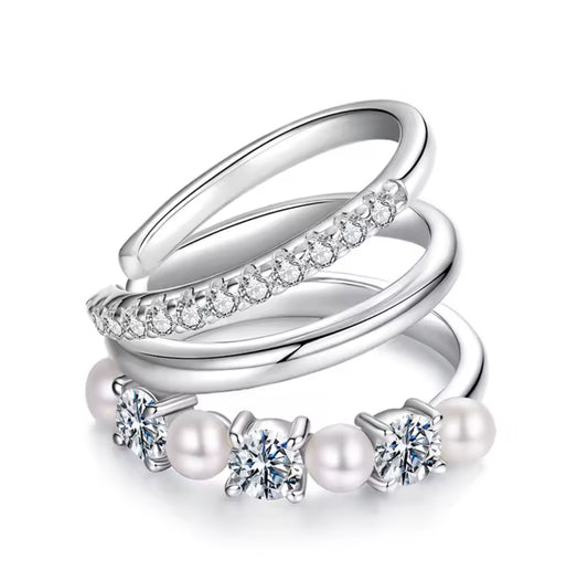 Danique Moissanite Ear Cuff