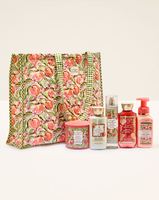 Vera Bradley Exclusive Tote Bag Gift Set - Limited edition