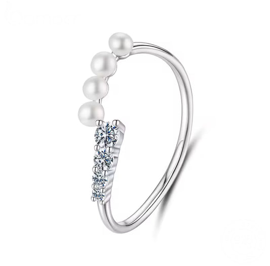 Amias Moissanite Pearl Ring