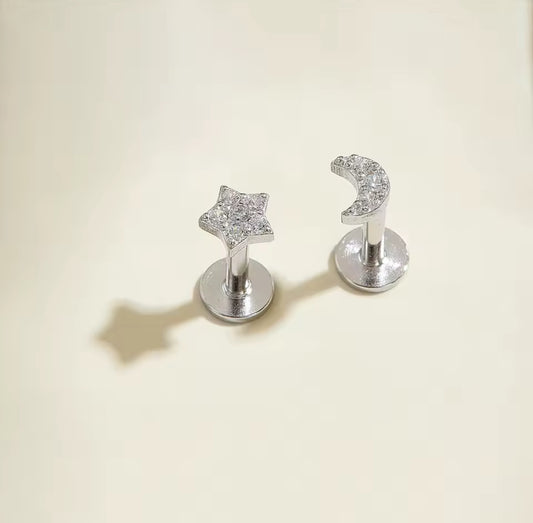 Ayla mismatched Stud Earrings