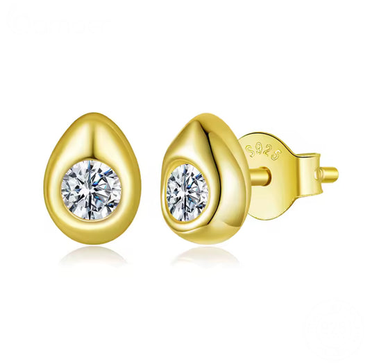 Bea (0.1ct) Moissanite Stud Earrings