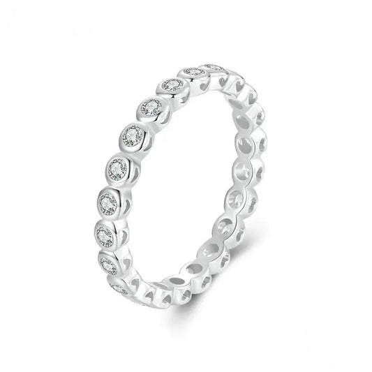 Louie Moissanite Ring