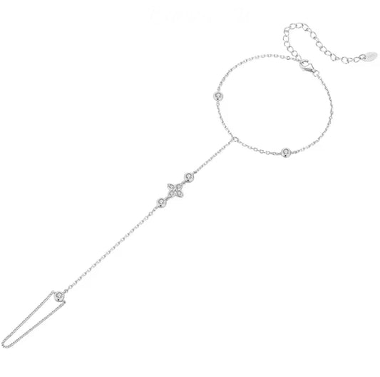 Mariska Moissanite Chain Bracelet