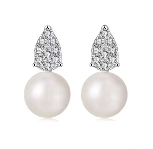 Theresa Moissanite Pearl Earrings