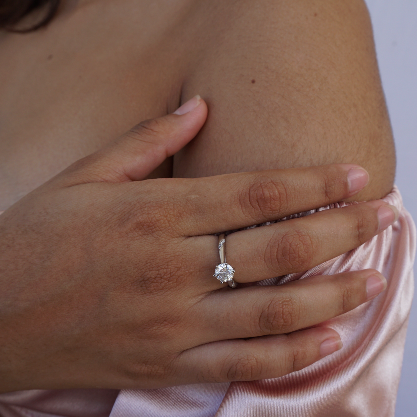 Mencia Moissanite Ring